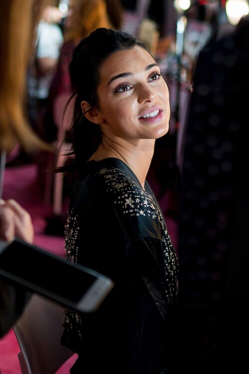 87866280 87851901 kendall 4ad4cd70c8dadc4fd