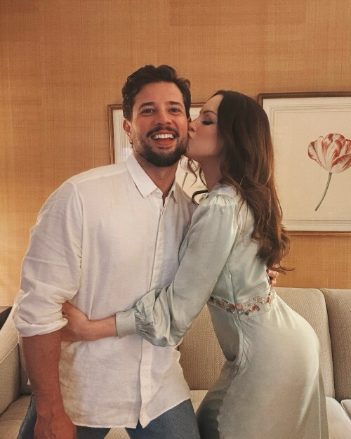 87tpgy78 1b9ec0068f8c3cdeb