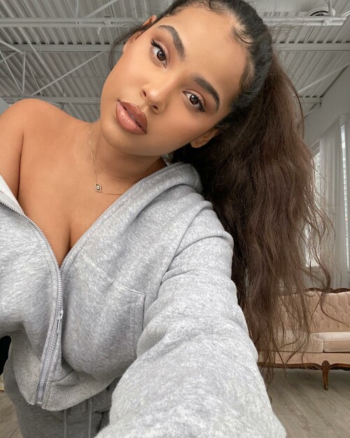 880B498C D9D0 4CC2 9CB2 B322E111F97B