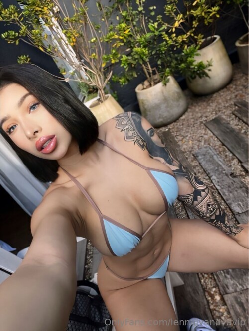 880x1172 40bf2e85be1907d39f0c61b993ee2c8ea4d8989f548a63a8