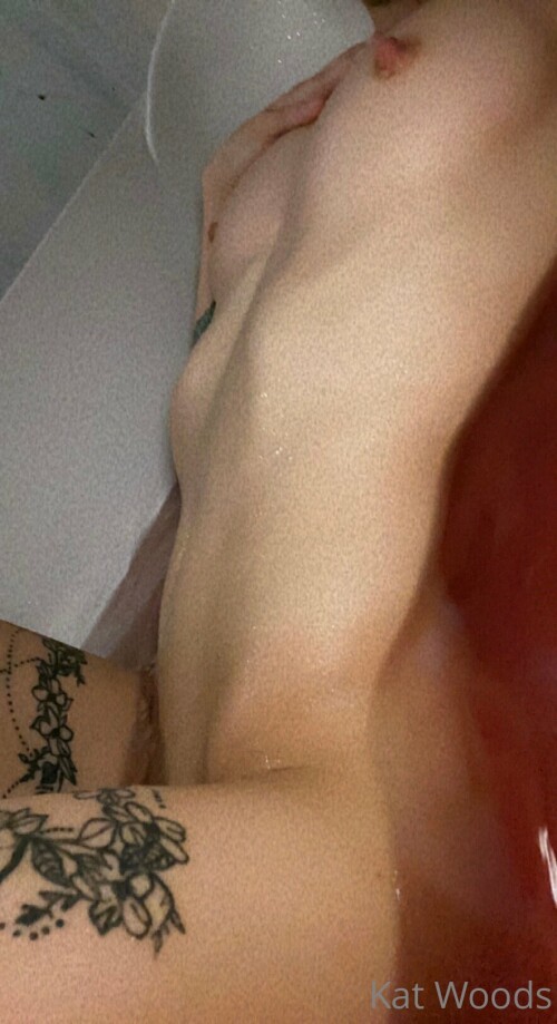 884x1624 ec49b8a66fec5bbc1381e5bd2a11dfd1f313f98a872e7832