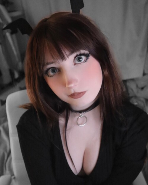 889AFFC2 7859 424D 91DD AB4946CE8E57