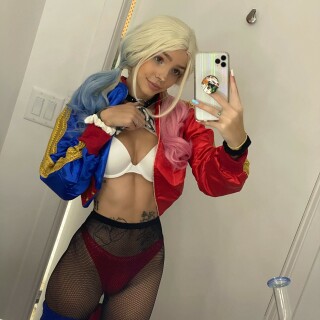 88_Harley_Quinn_88748918ba43e6a171