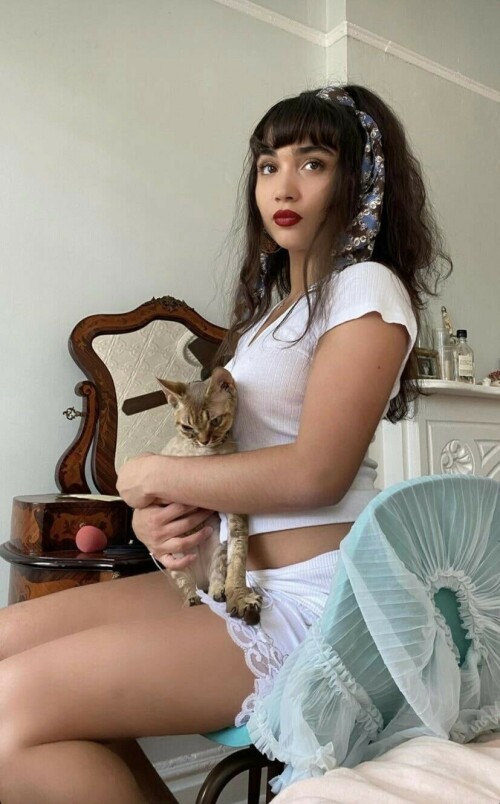 8927740B F00C 4DCF 90C4 7E6588C7E15E