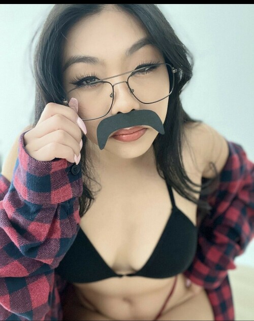 896CA914 F911 4423 AAE3 6DC6AB0C2704