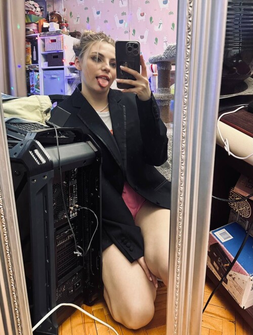 897cb345 0c0f 4811 9c5b 6f0a0e9fb7bae8d0fdbfca906b74