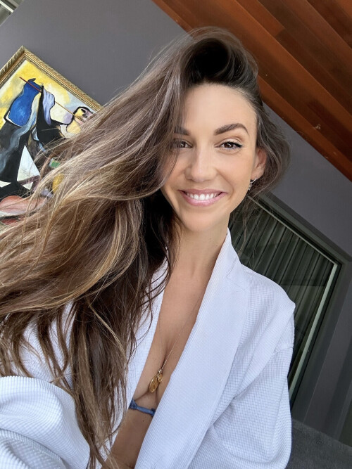 89AC1CD7 6C1A 46A1 B660 F4F9173B04827bdbadb6b6f73280