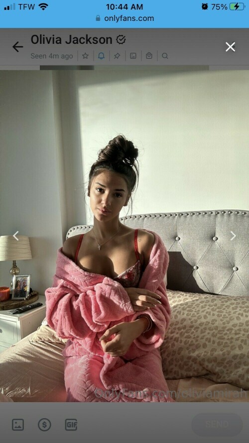 8B4F9ECD D4AB 4AEC A01E 48354DFC10B2