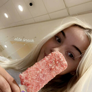 8B688962-169C-431B-A3A1-7D8DD28C18ED