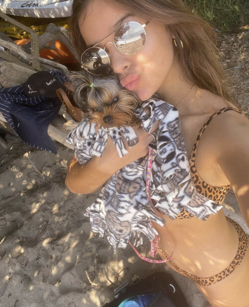 8B83C9AC 7616 4E28 AC75 AC6455A76BA7