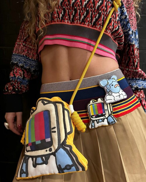 8C26EB65 A024 4688 94FA AE8AF7BFA31E