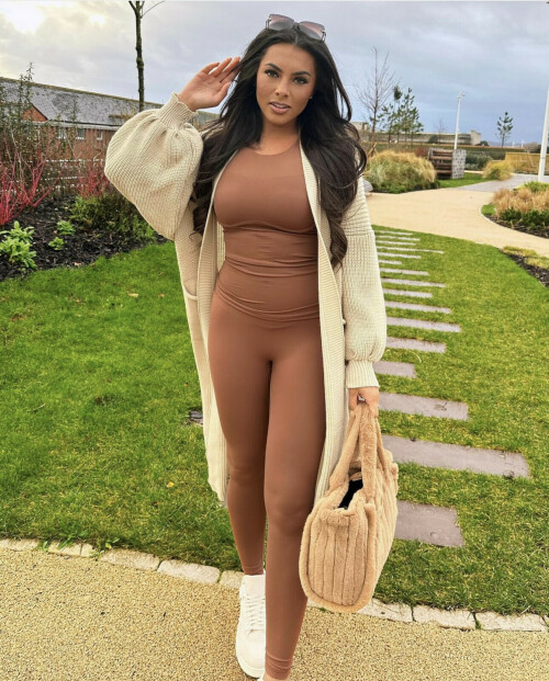 8D79B8D0 C6B8 40B3 9AA1 20C0E164F626