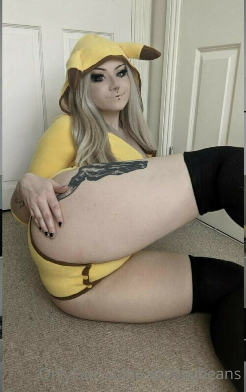 8F441B64 D068 4745 B10B 208DDF1BFBA7