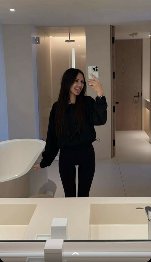 8FD079E1 7BE3 4BC6 8ED7 B43E6B62AD5B