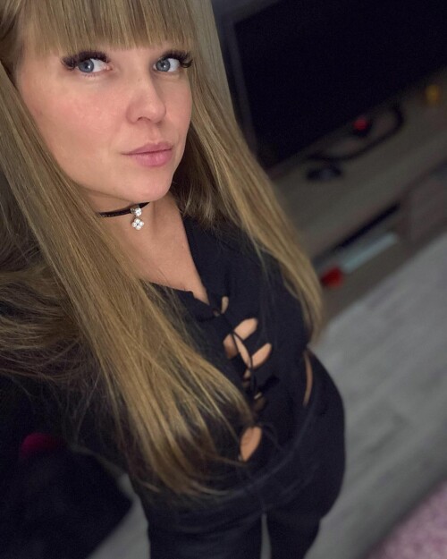 8b269b7e895a4ed18c9c0ca2e4db35bd