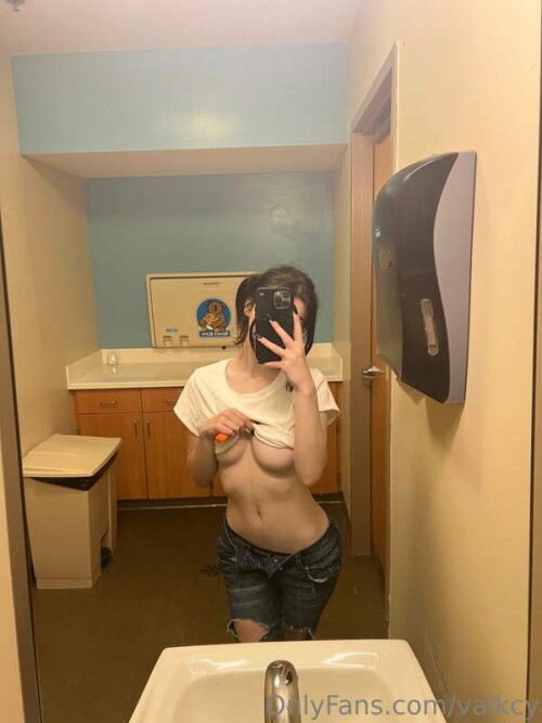 8caec4a6ec8cee68af4c8079afa452ddbf9d448f65b12bc03c1d728dc6f26b30c59f2fdf6a3acbb6