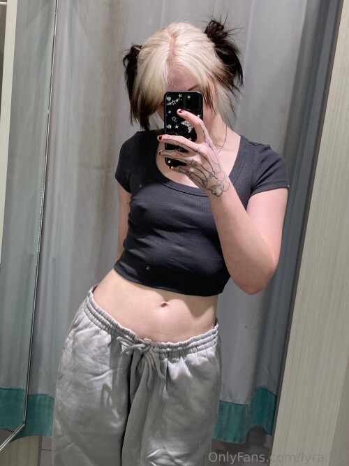 8e8640e3 4e03 4bde 888c 0f1edca771d65048cd88fd41d171