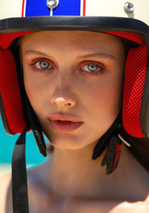 9 e4gdcvq3xn4220792fbcd11e67d