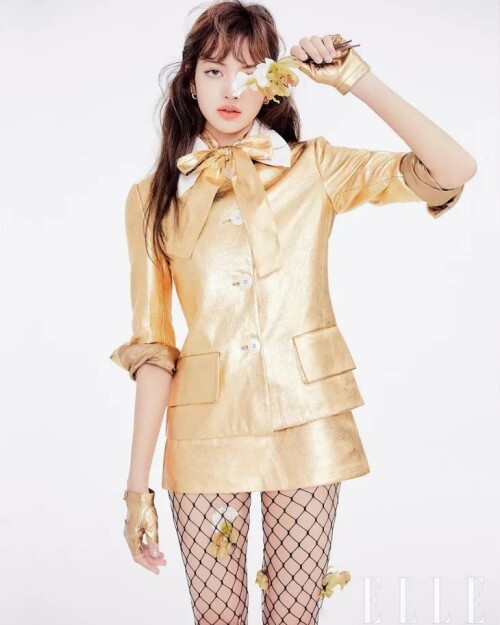 9 HQ Photos BLACKPINK Lisa ELLE Korea Magazine February 2020 Issue