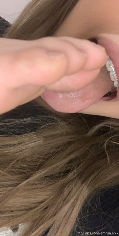 902x1792 469a8057ee700cdaba33e2e5ee137837