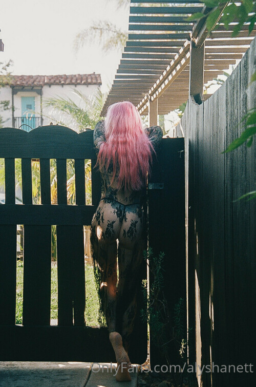 912x1376 41204a2f6b2890137b3e6d6c3a4fd84f