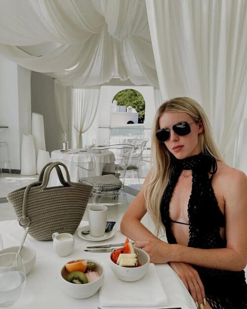 932277bb1e9445f7aae11d3bc7b05dba88636c296df8347e