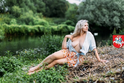 93281b4f 2b68 47bc a5c3 6369141e0750cc49750352668a1d