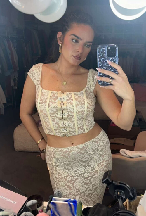 93BCFBDE 7750 47DC A2EE 212D48137CD65f1179d5e914d322