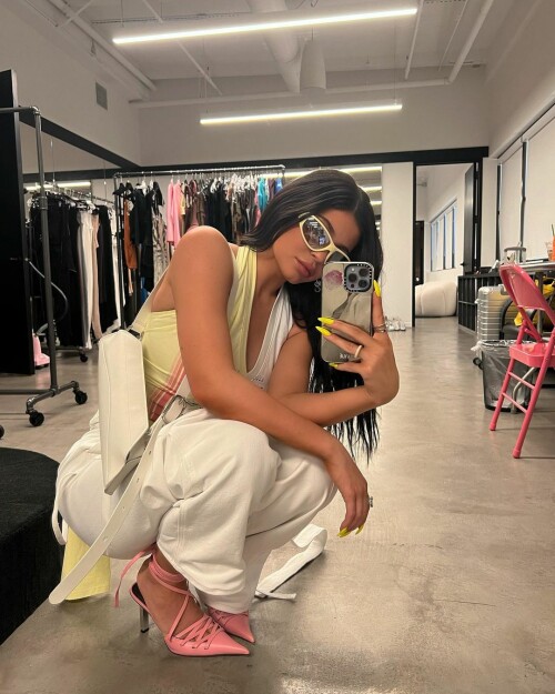 93C5C29A 3D7E 4A3C A4F0 E4D335AE3D39