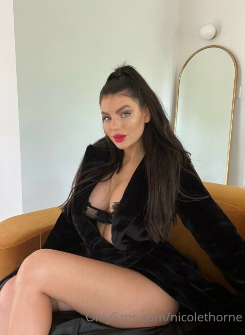 940x1284 0a244d947fdd0ae8762696fd2855806d