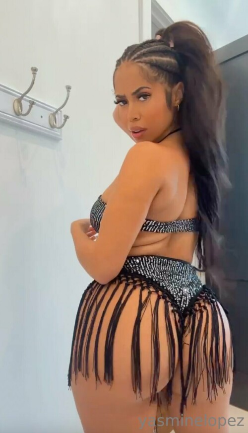 940x1640 d8102801994d825f0f74d35fda7c61c6