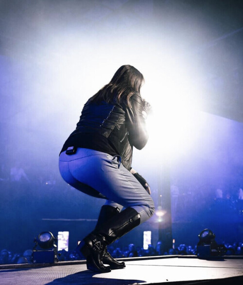 94A73D34 5F74 40DE 9E21 7B94B2D34CFFa89c18bd5968d4e5