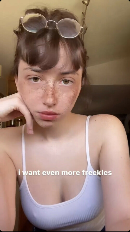 94B101A2 2540 4DCB 85DF 75F0960BAF3C