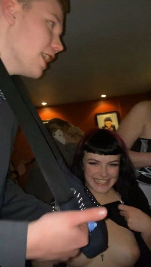 952FED93 1CFB 4134 9FFD 4C3A89082EAE