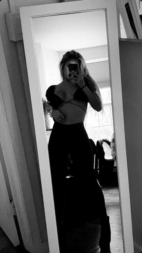 958572A7 A379 4BFA 95BA C3456674F906