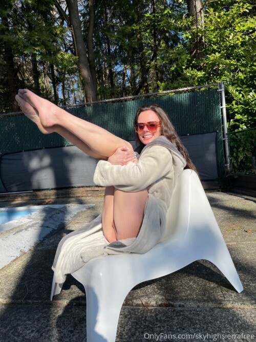 958x1280 c2ed7fdbf54a0afbeea92004b3dbb382dd8cdb0b9cdef614