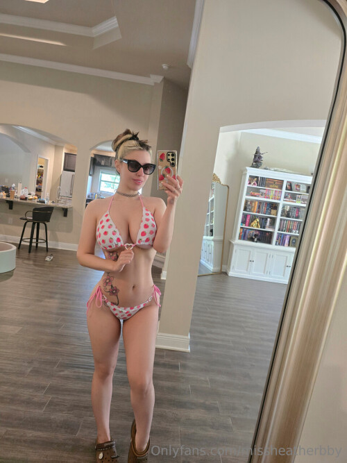 960x1280 0dee3e276cecd2f31bce93c721da07fcec87a7ac52807885c550137c6fc86468