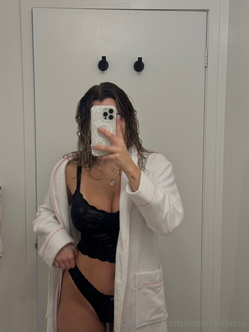 960x1280 0f503aab2c51e7863a68a3f8845f48da99236036432827b4