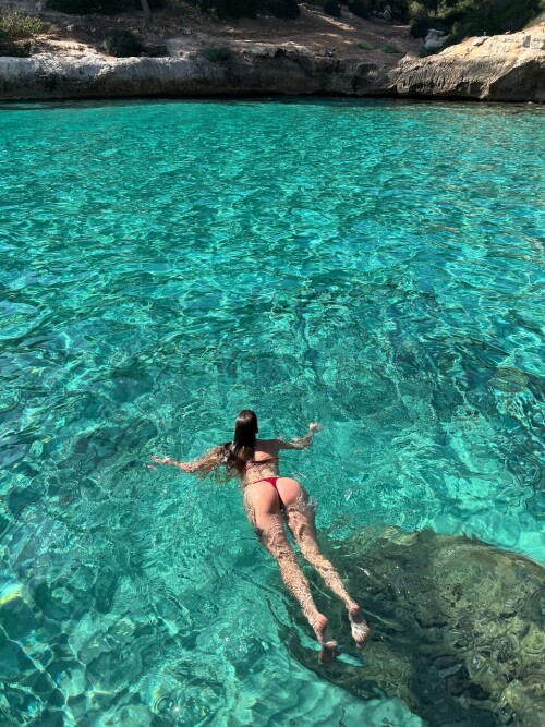 960x1280 256696016037983fbe9fca2ad24a3c2b1363597cf55c39c4