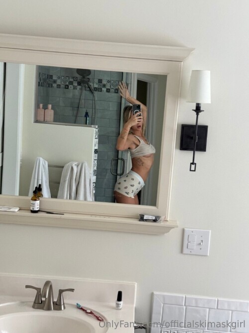 960x1280 4eacad8f97622d51bcafe6007245f960861f7c4f889bd6d2