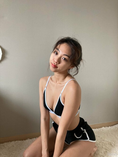 960x1280 623affcfb4b40edff24b3f155b62cf27fc55cc7daa5b4cb7