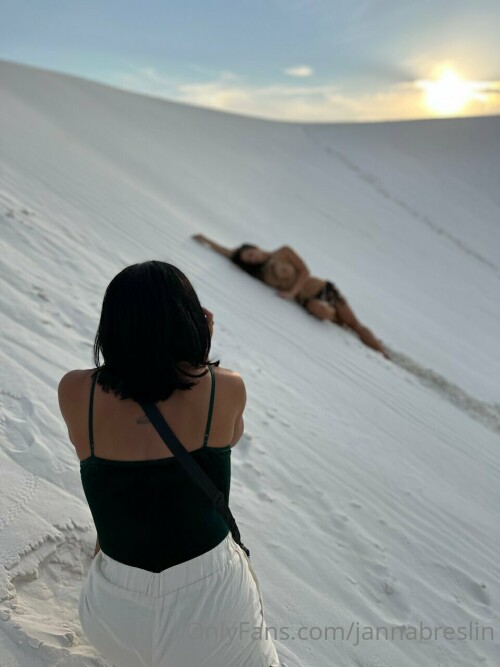 960x1280 781ea882d58a14a6b7d13d3ae4b175bd