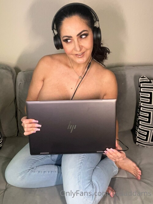 960x1280 a9a9a285a3613f76d58584cad9cc4a08