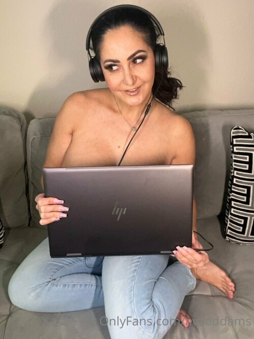 960x1280 a9a9a285a3613f76d58584cad9cc4a08