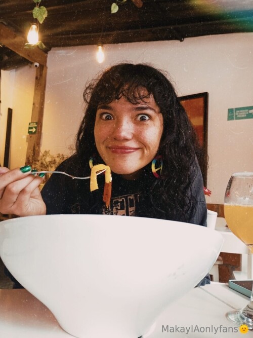 960x1280 bfde8dea2821cf1cf93a136bf56888388d44b574f42ebb70