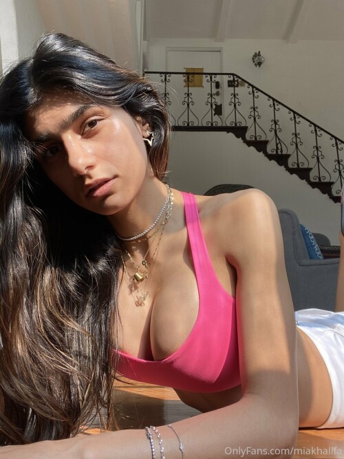 960x1280 c1be20dbf537e2b8ddd8d1ed9578065612088b8a65ab250d