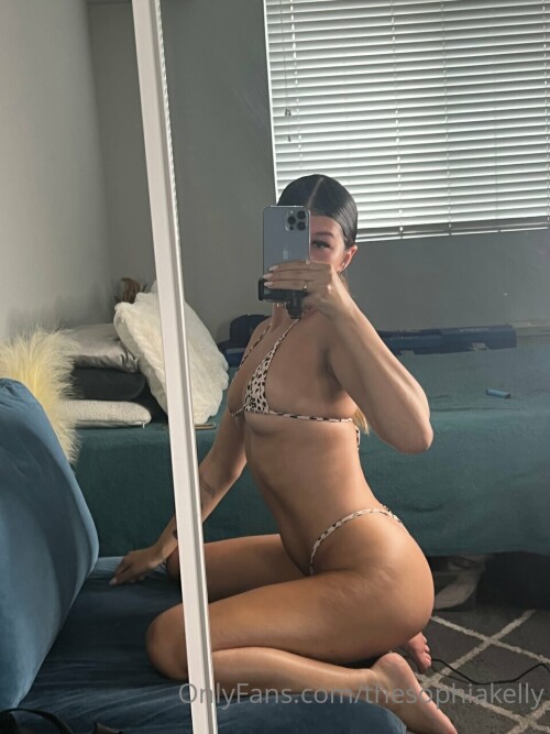 960x1280 c4ebacf62dd819d7e44edce98e6c9a320eb2f2277bee8e76