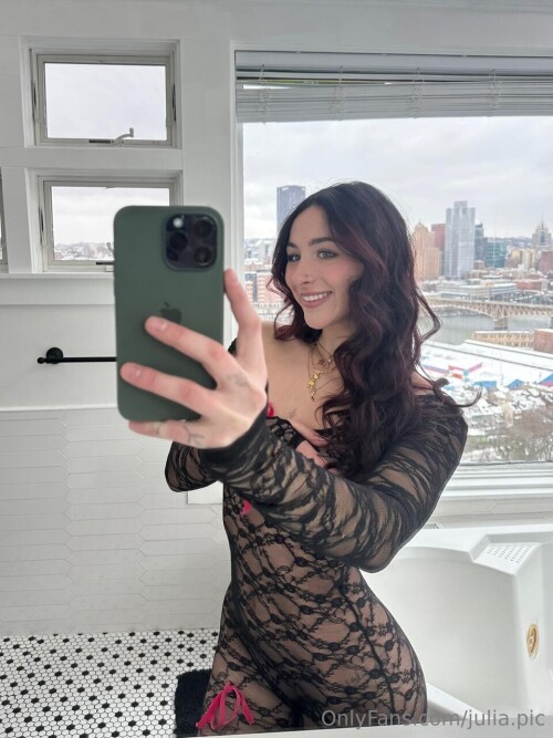 960x1280 d8b5ce31bb3c8dde40ed0d2bc73e93442280ef1932610dc5