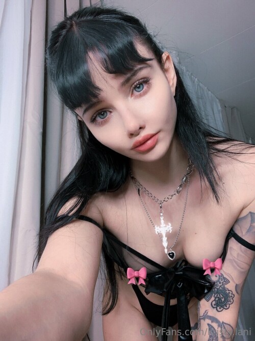 960x1280 e2f744f49c854b889e2aca4d598c746c715ace17f2190936