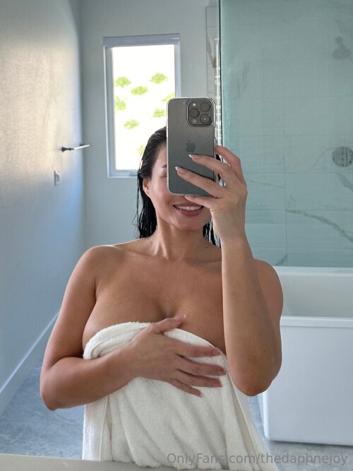 960x1280 e408f277a142ac8c20cbec9128ad4771f5d18a91a36a9d9b